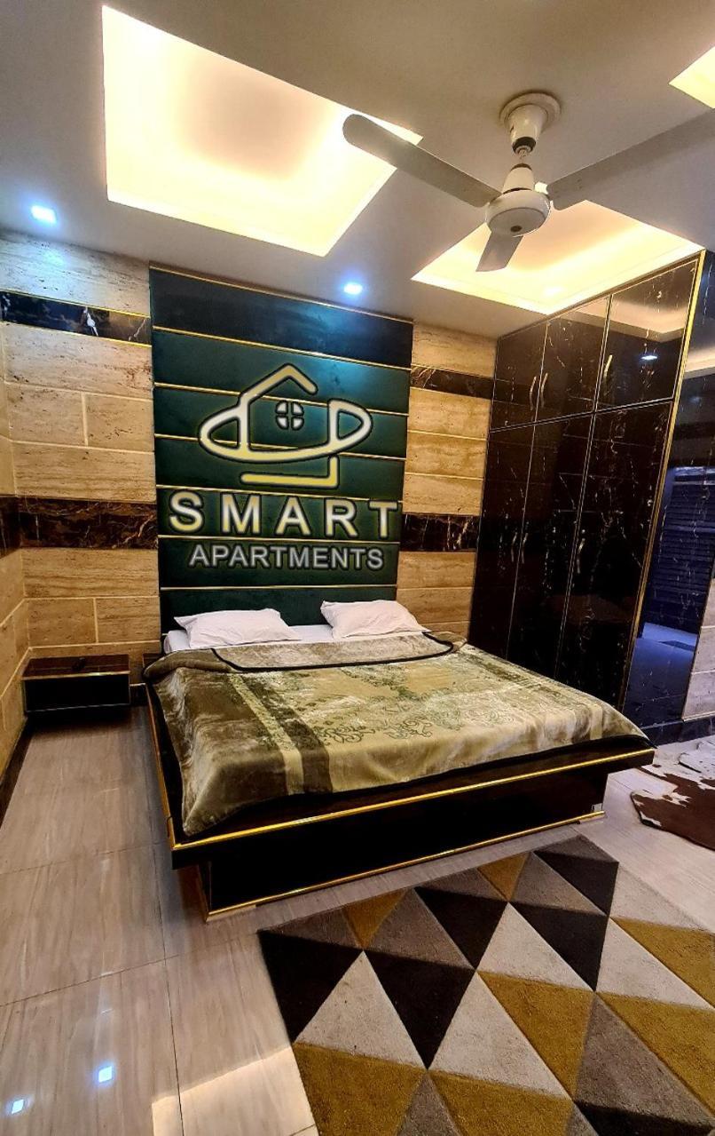 Smart Apartments & Hotel Лахор Екстер'єр фото