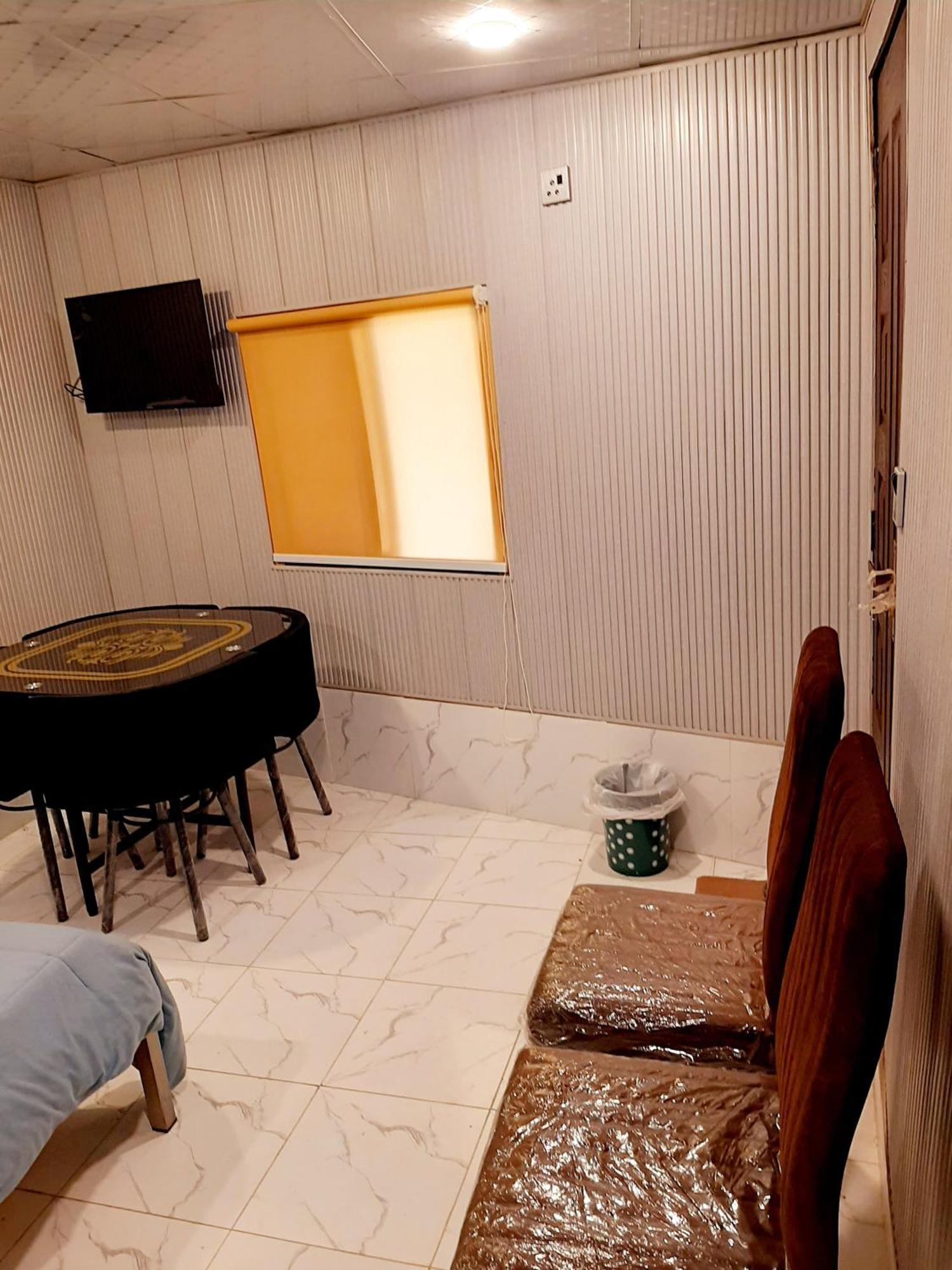 Smart Apartments & Hotel Лахор Екстер'єр фото